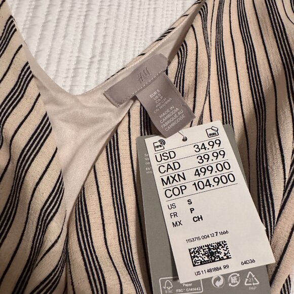 H&M V-Neck Striped Wrap Dress Size Small - Picture 5 of 8